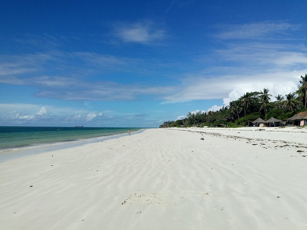 Cocoa Luxury Resort, Nyali, Mombasa 1st Oct - 18th Dec