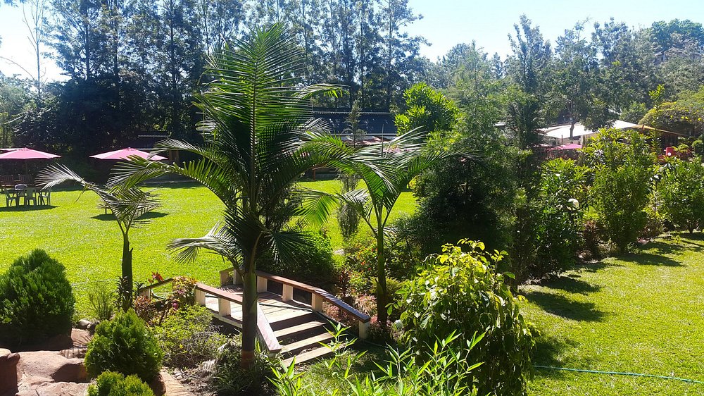 Edgewood Country Place