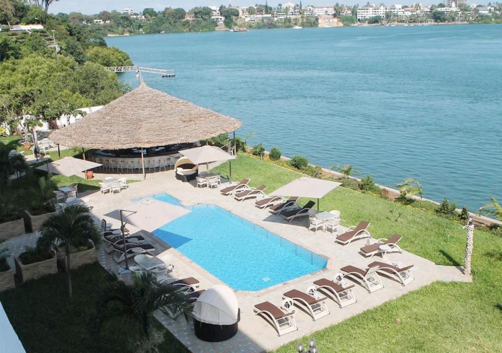 5 DAYS CITYBLUE CREEKSIDE HOTEL PACKAGE WITH SGR 1ST AUGUST- 19TH DEC